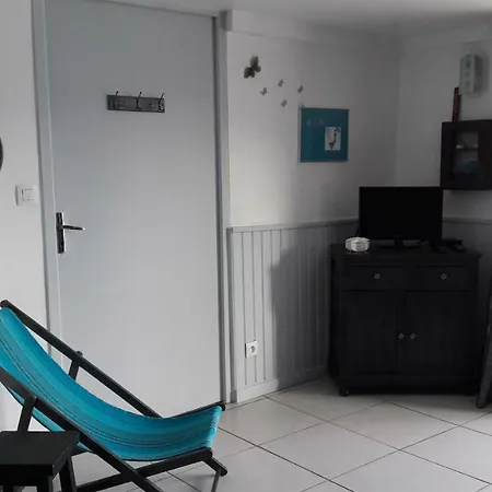 Clair Matin 3* Villeneuve-dʼAllier